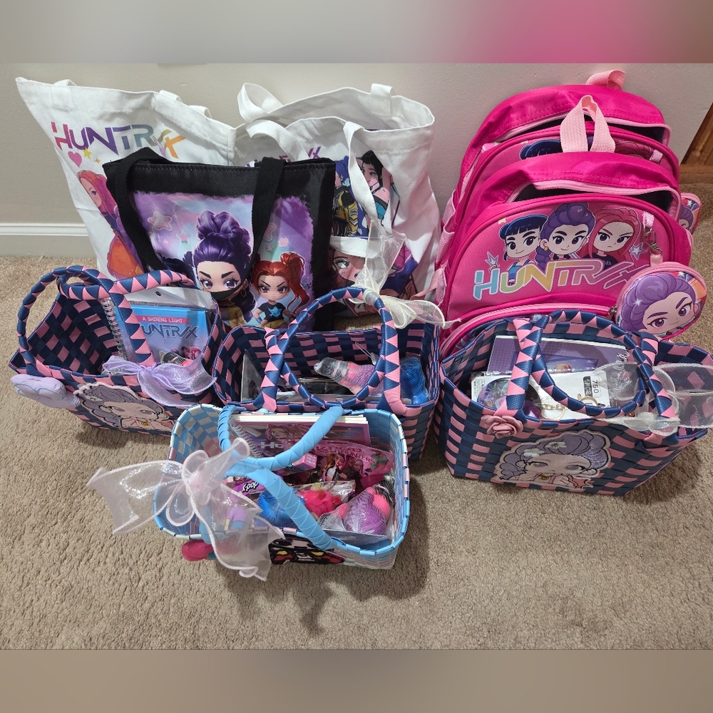 K Pop STUFFED Colorful Huntrix Bags and Baskets Sets - Each
